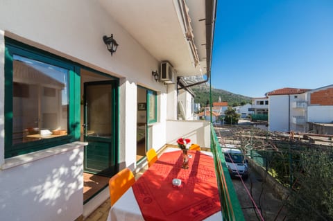 Apartments Ostrog - Unit 204938-5