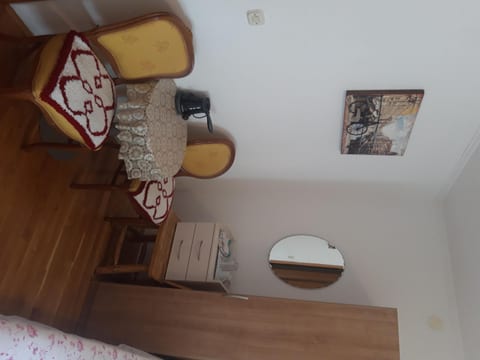 House Nikola - Unit 204943-5