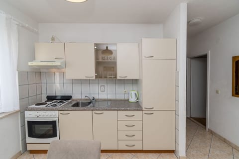 Apartments Tily - Unit 205004-5