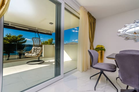 Apartments Crystal Luxury - Unit 205263-5