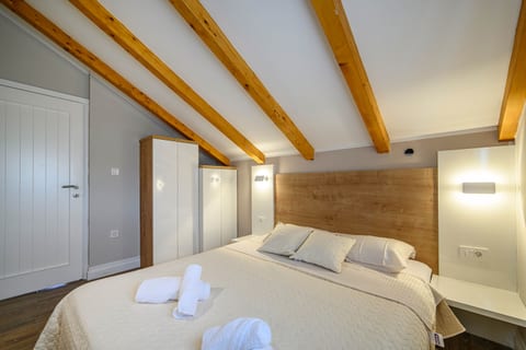 Apartments Oršula near old town - Unit 208909-5