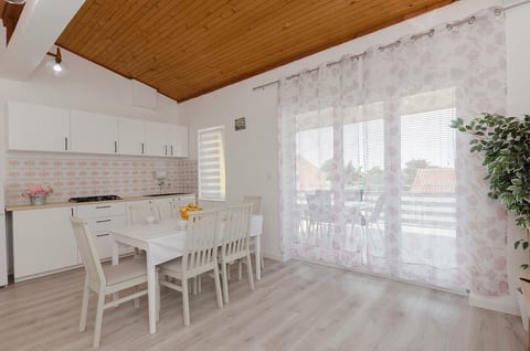 Apartments Ivka - Unit 210522-16
