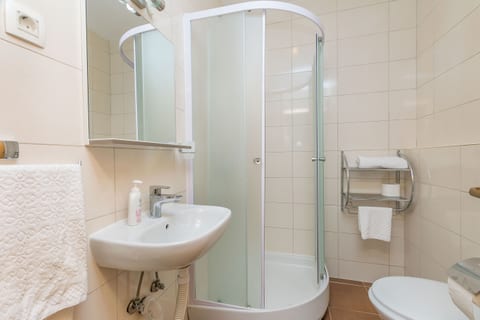 Apartments and Room Excelsior - Unit 210930-16