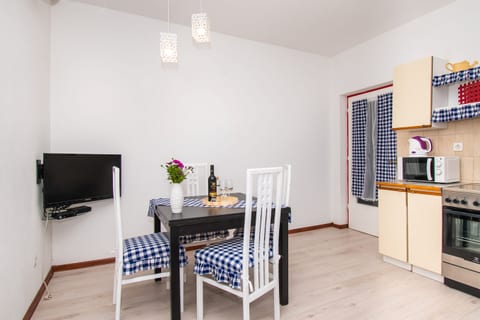 Apartments Happy Place - Unit 210968-16