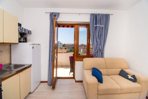 Apartments Happy Place - Unit 210968-16