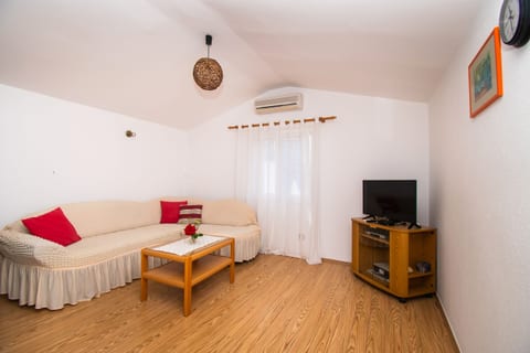 Apartments Happy Place - Unit 210970-16