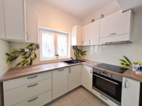 Apartments Toby - Unit 211466-16