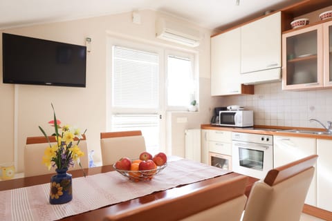 Apartments Mira - Unit 369085-13