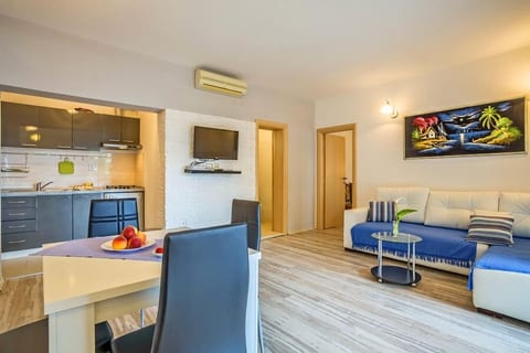 Apartments Secret Beach - Unit 369309-13