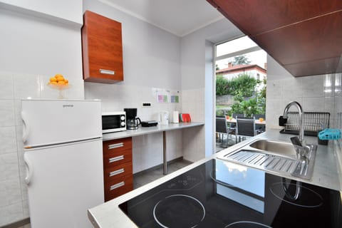 Apartment Darko - Unit 370371-13