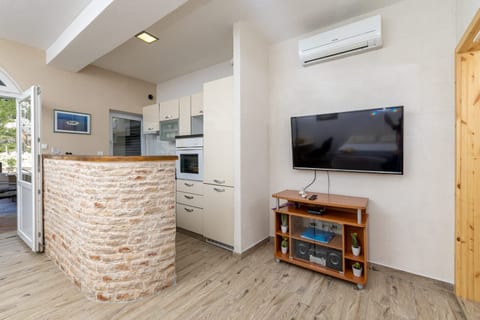 Apartments Serzane - Unit 370618-13