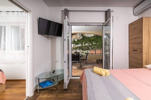 Apartments Serzane - Unit 370623-13