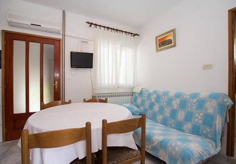 Apartments Juri - Unit 371510-13