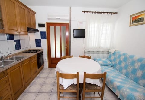 Apartments Juri - Unit 371510-13