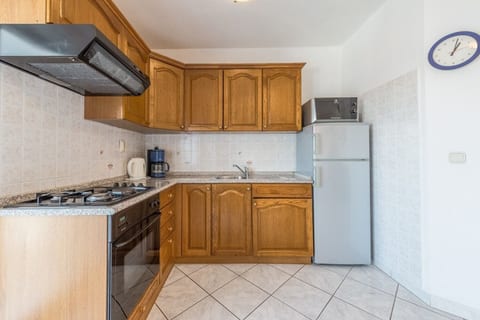 Apartment Bubi - Unit 372005-13