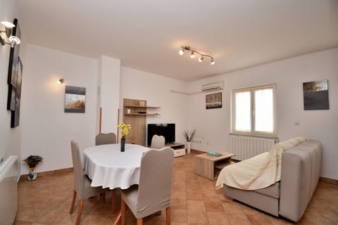 Apartment Marinko - Unit 372841-13