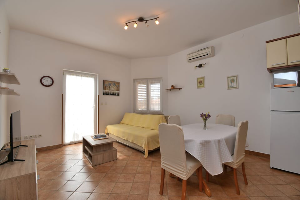 Apartment Marinko - Unit 372842-13