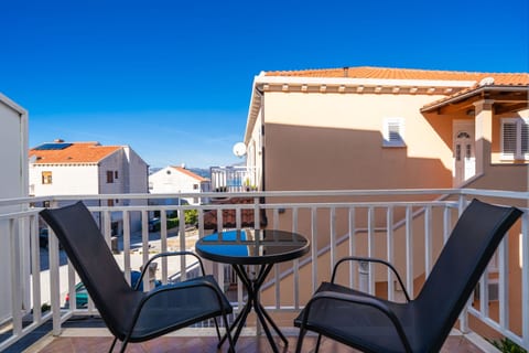 Apartments Pavo - Unit 374048-13