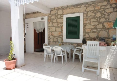 Apartments Tonci - Unit 373482-13