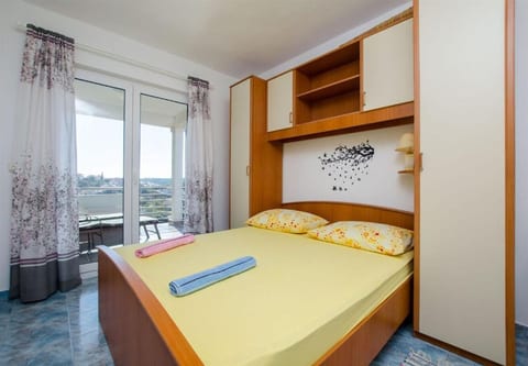 Apartments Anica - Unit 373495-13