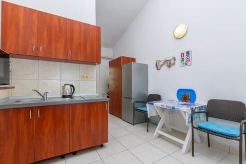 Apartments Boro - Unit 373854-13