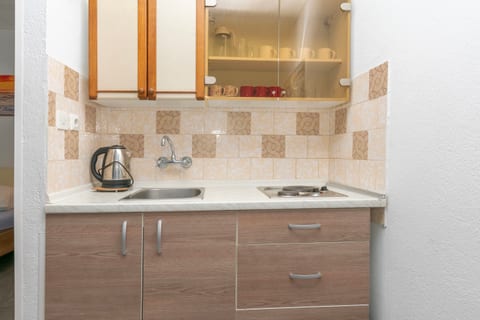 Apartments Boro - Unit 377909-13