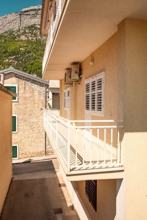 Apartments Anđelko - Unit 374386-13