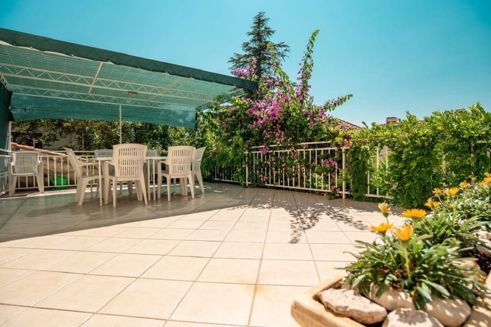 Apartments Anđelko - Unit 374386-13