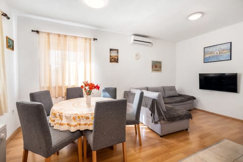Apartment Baras - Unit 376322-13