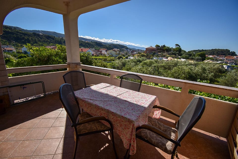 Apartments and Rooms Frane - Unit 374567-13