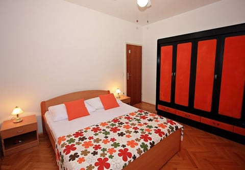 Apartment Neri - Unit 374954-13