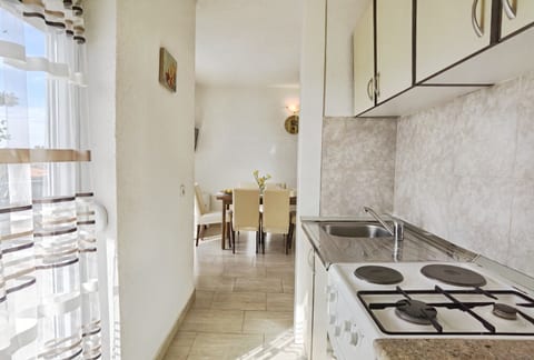 Apartments Apartmani Mastelić - Unit 375039-13