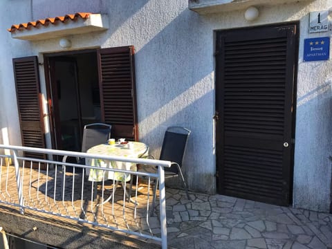 Apartment Luki - Unit 375111-13