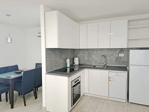 Apartments Helen - Unit 377284-13