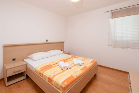 Apartments Vila Tučepi - Unit 376529-13