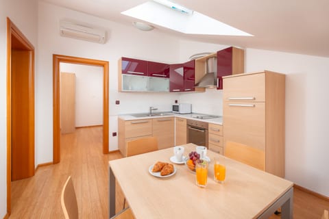 Apartments Vila Tučepi - Unit 376532-13