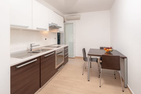 Apartments Vila Tučepi - Unit 376537-13
