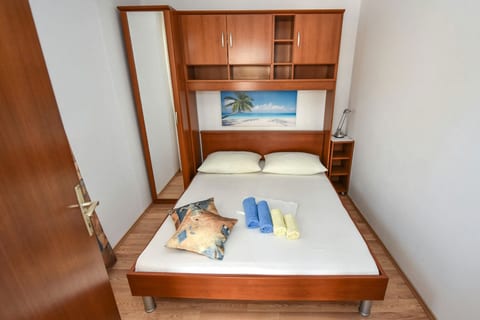 Apartments Mandre near sea - Unit 376705-13