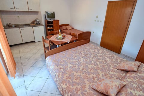 Apartments Mandre near sea - Unit 376713-13