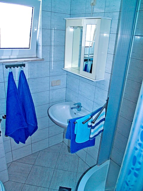 Apartments Jure - Unit 48888-61