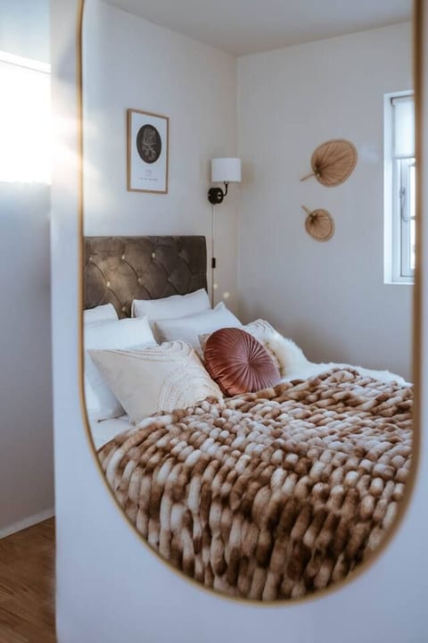 Skálavík | The Raven House