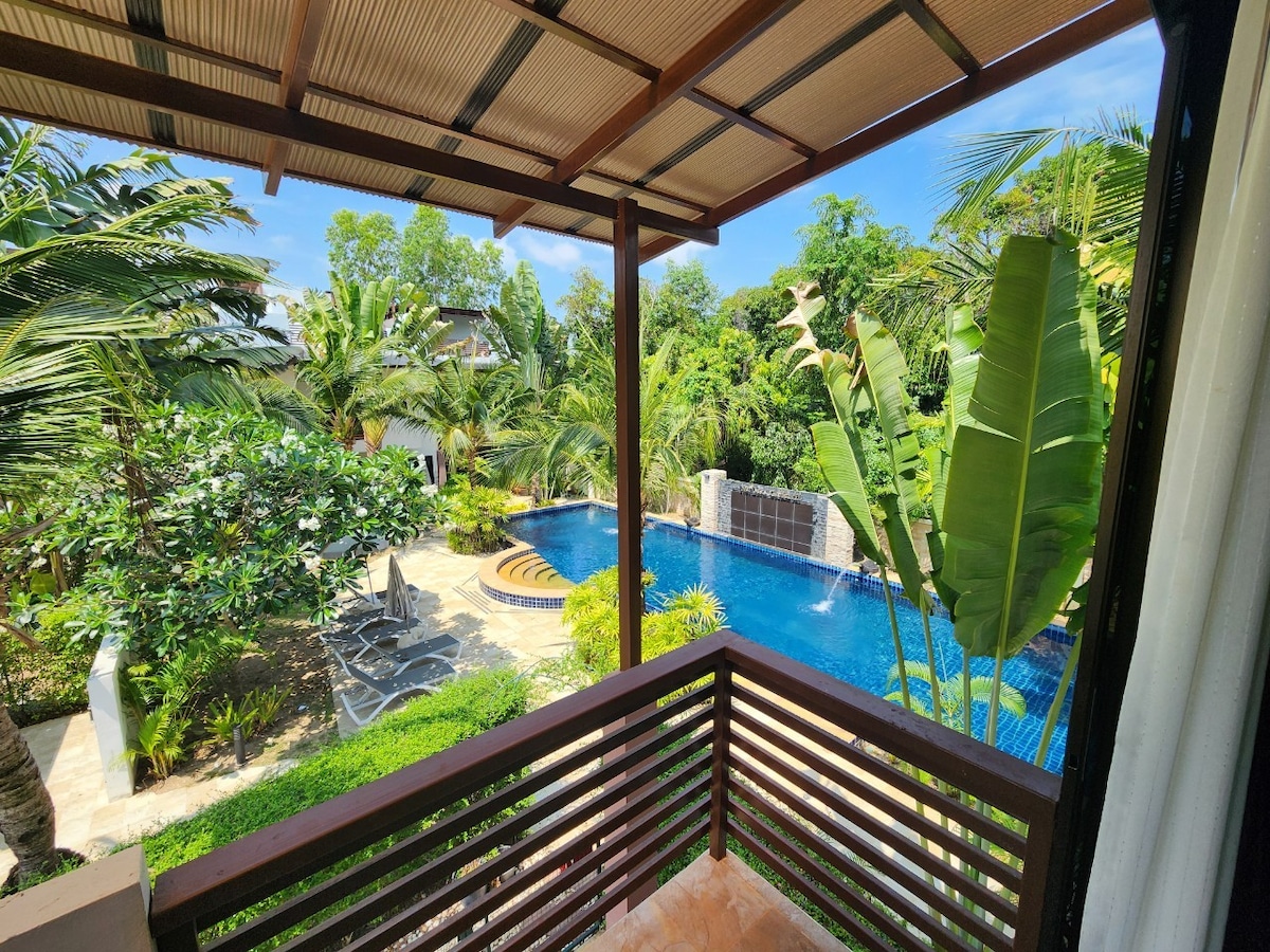 Quiet and comfy image 1