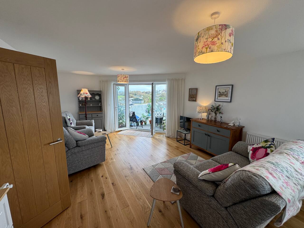 Penthouse with Balcony in Bude 2 bed sleeps 4