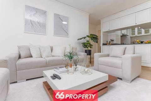 Modern 2BR Condo Near Maya with Doi Suthep View