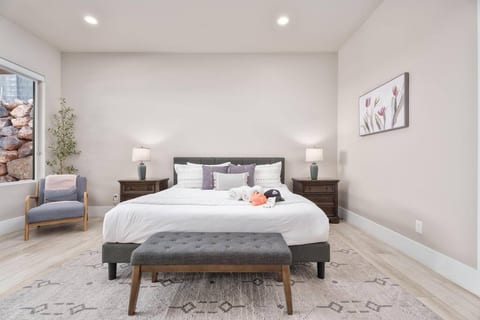 Mansion! Sleeps 25 | Pool + Spa | Pecan Valley