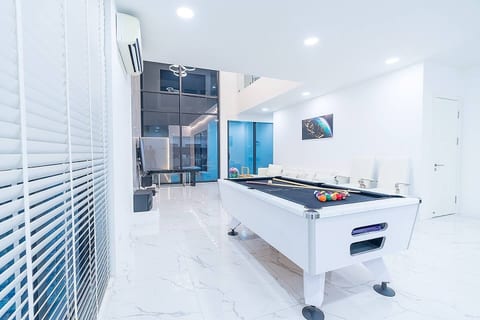 Your Time Pool Villa 4BR | Pattaya Escape