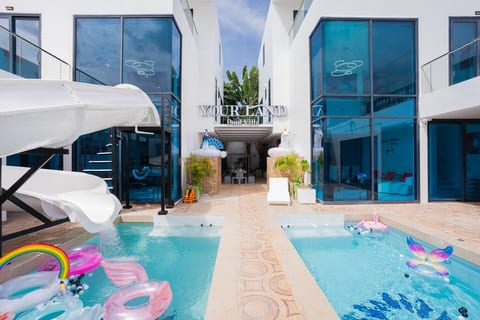Your Land Pool Villa – 8BR near Jomtien Beach