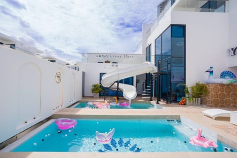 Your Land Pool Villa – 8BR near Jomtien Beach