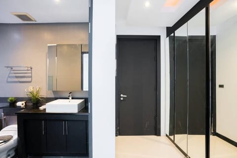 My Story • 4BR Pool Villa near Jomtien