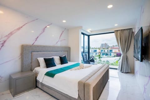 My Galaxy Pool Villa • 16BR Near Jomtien Beach